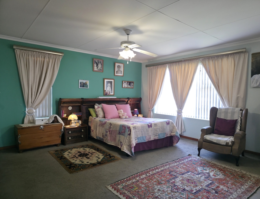 3 Bedroom Property for Sale in Wavecrest Eastern Cape